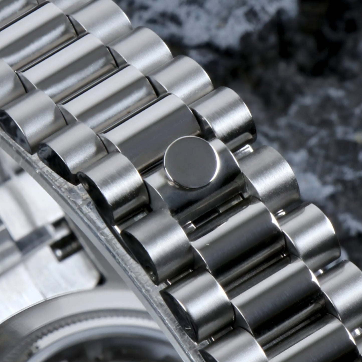 SEIKOJUST DAY-DATE WIMBLEDON