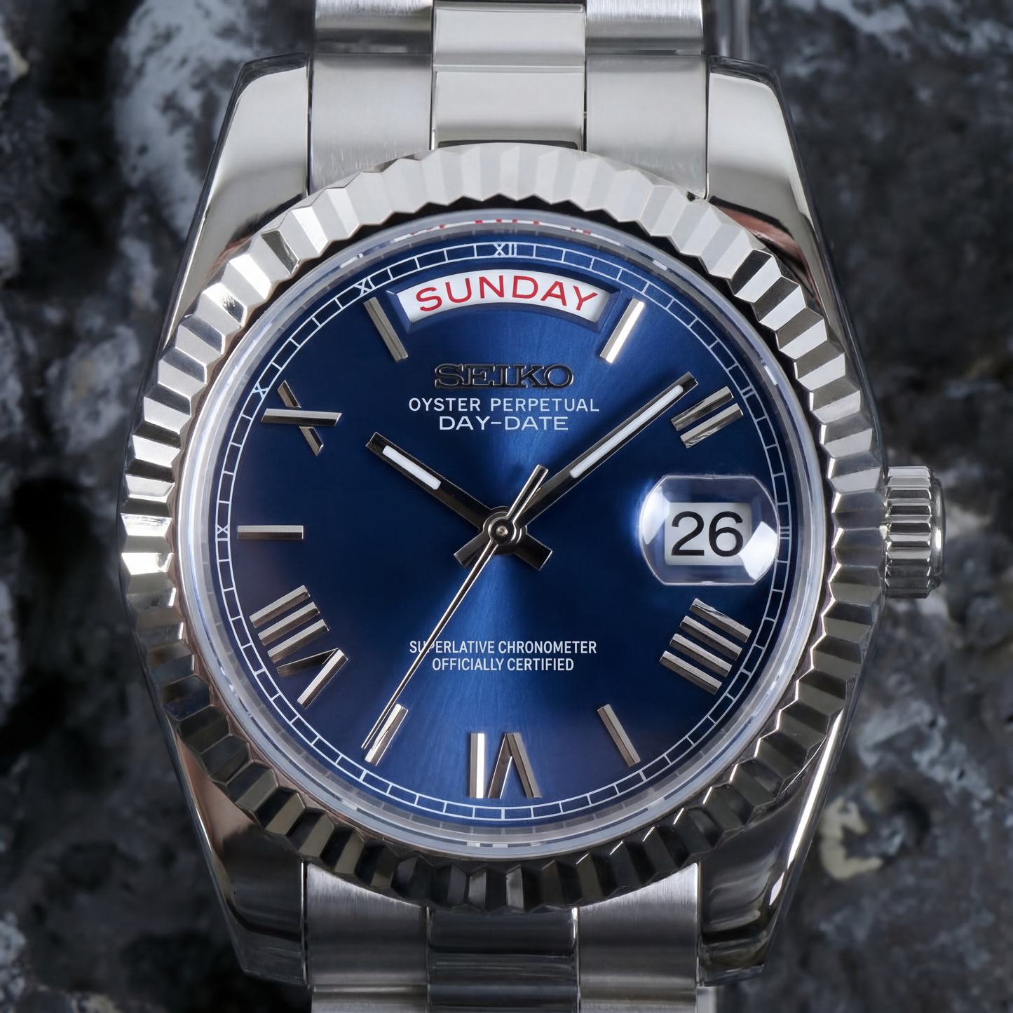 SEIKOJUST DAY-DATE BLUE ROMAN