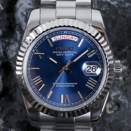 SEIKOJUST DAY-DATE BLUE ROMAN